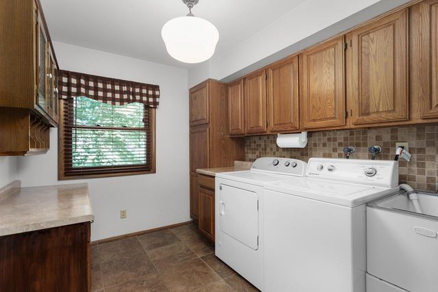 5600 S Kurtz ROAD, Hales Corners, WI 53130