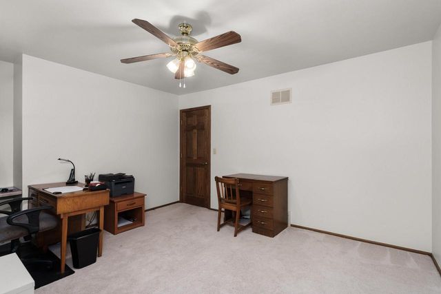 5600 S Kurtz ROAD, Hales Corners, WI 53130