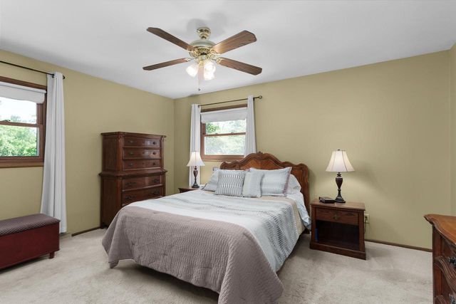 5600 S Kurtz ROAD, Hales Corners, WI 53130