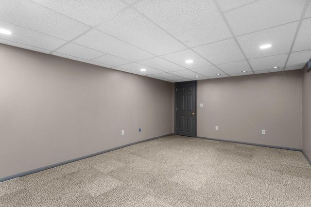 5600 S Kurtz ROAD, Hales Corners, WI 53130