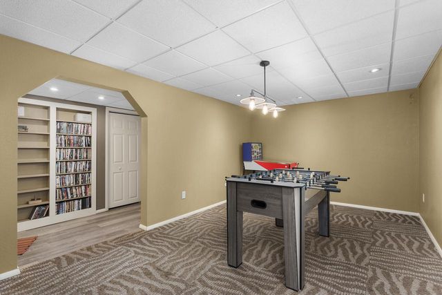 5600 S Kurtz ROAD, Hales Corners, WI 53130