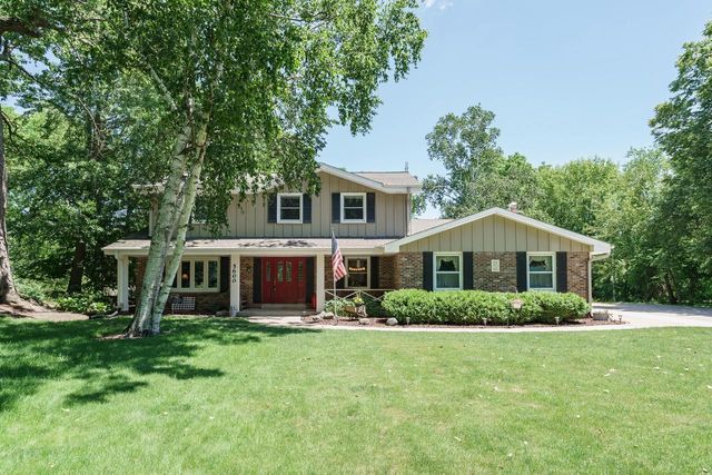 5600 S Kurtz ROAD, Hales Corners, WI 53130