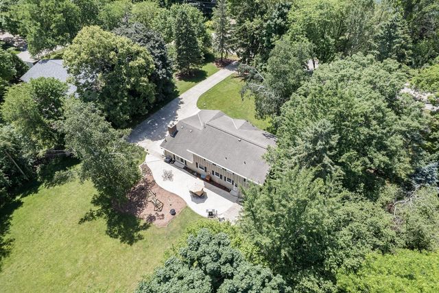 5600 S Kurtz ROAD, Hales Corners, WI 53130