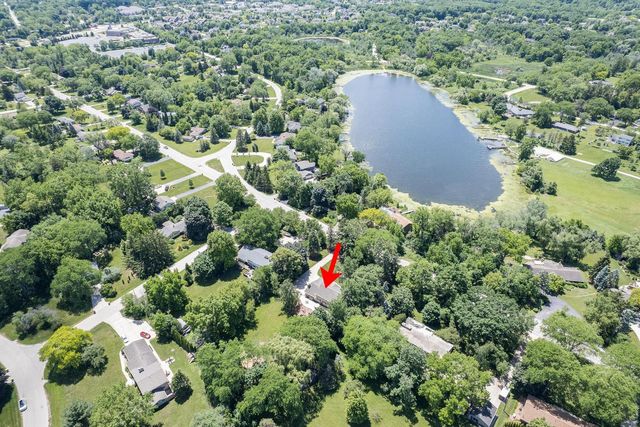 5600 S Kurtz ROAD, Hales Corners, WI 53130