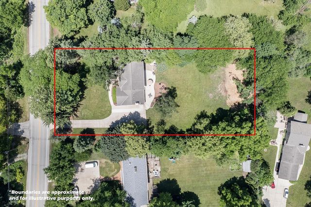 5600 S Kurtz ROAD, Hales Corners, WI 53130
