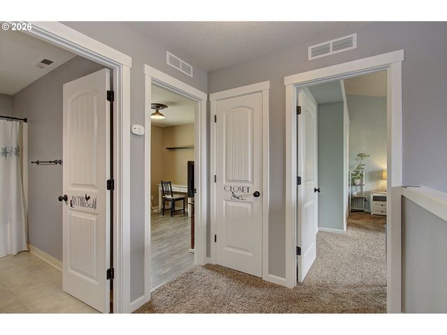 12803 Ne 49TH Way, Vancouver, WA 98682