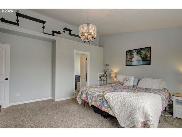 12803 Ne 49TH Way, Vancouver, WA 98682