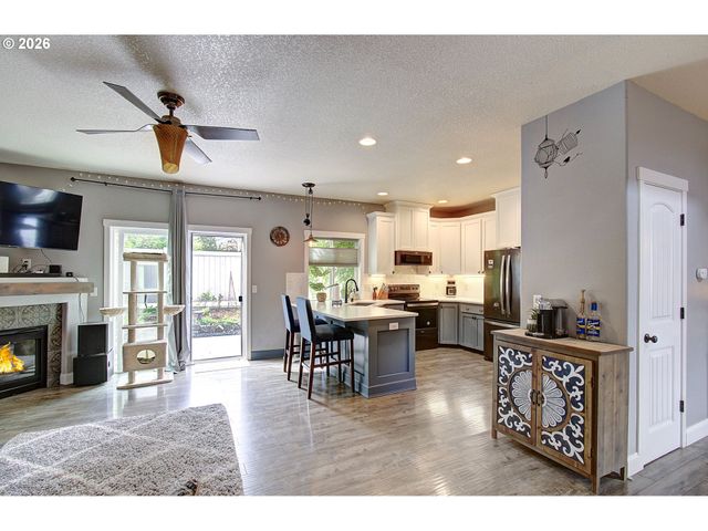 12803 Ne 49TH Way, Vancouver, WA 98682