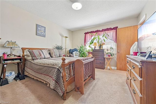 2303 Clacie Lane, Liberty, NC 27298