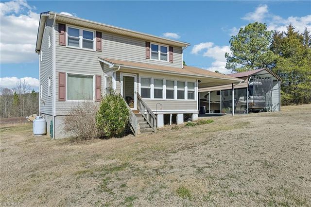 2303 Clacie Lane, Liberty, NC 27298