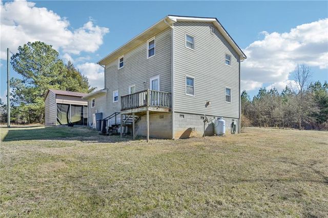 2303 Clacie Lane, Liberty, NC 27298