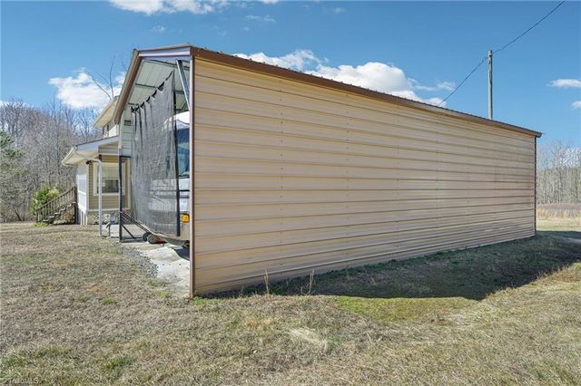 2303 Clacie Lane, Liberty, NC 27298