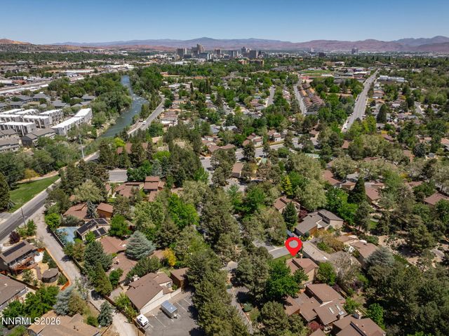 430 W Riverview Circle, Reno, NV 89509