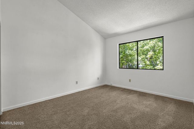 430 W Riverview Circle, Reno, NV 89509