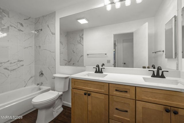 430 W Riverview Circle, Reno, NV 89509