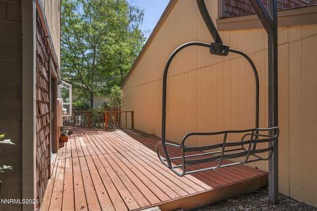 430 W Riverview Circle, Reno, NV 89509