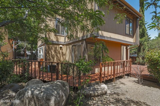 430 W Riverview Circle, Reno, NV 89509