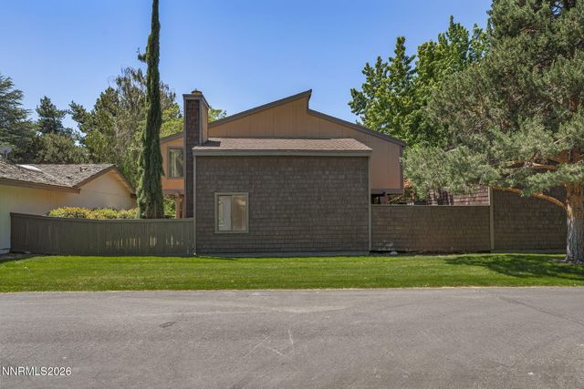 430 W Riverview Circle, Reno, NV 89509