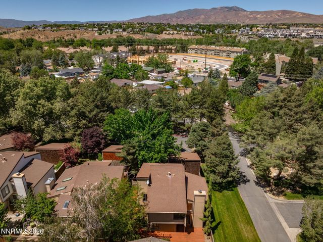 430 W Riverview Circle, Reno, NV 89509