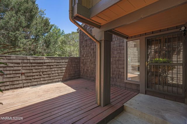 430 W Riverview Circle, Reno, NV 89509
