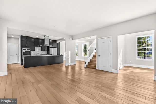 3377 KILBURN CT, White Plains, MD 20695