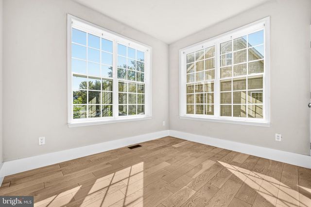 3377 KILBURN CT, White Plains, MD 20695