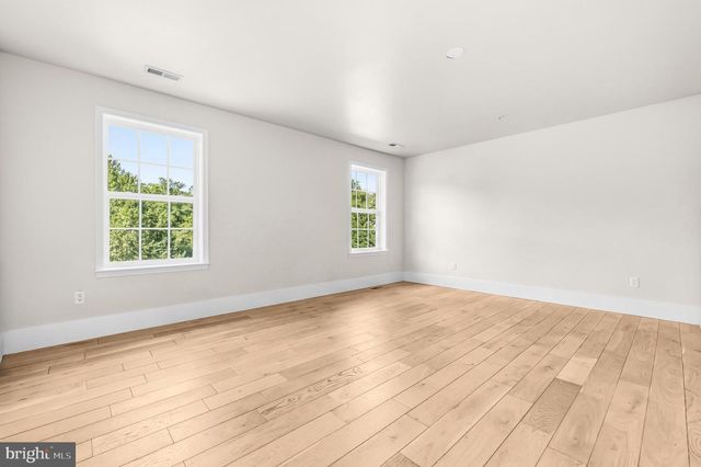 3377 KILBURN CT, White Plains, MD 20695