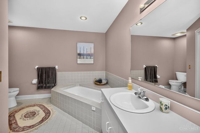 11426 Terwilligersridge Court, Symmes Twp, OH 45249