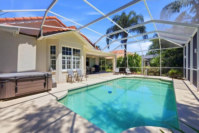 7316 SAINT GEORGES WAY, University Park, FL 34201