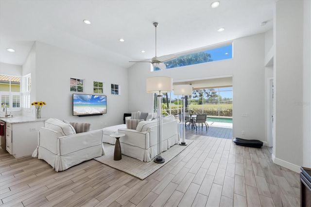 7316 SAINT GEORGES WAY, University Park, FL 34201