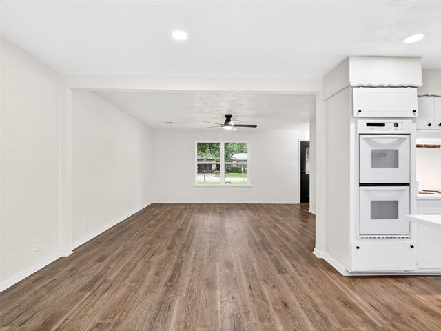 1011 Sheridan Lane, Cleburne, TX 76033