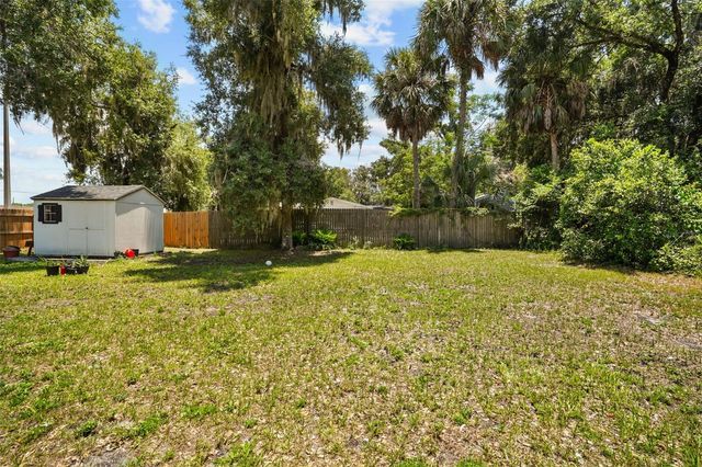 1124 GRANT AVENUE, Mount Dora, FL 32757