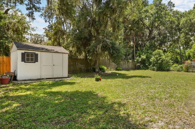1124 GRANT AVENUE, Mount Dora, FL 32757