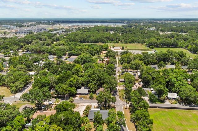 1124 GRANT AVENUE, Mount Dora, FL 32757