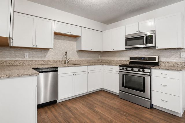 1124 GRANT AVENUE, Mount Dora, FL 32757