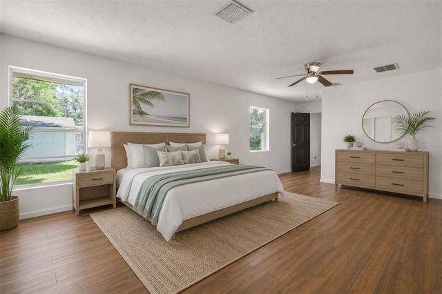 1124 GRANT AVENUE, Mount Dora, FL 32757