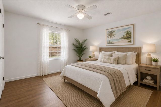 1124 GRANT AVENUE, Mount Dora, FL 32757