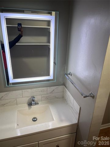 7984 Shady Oak Trail, Charlotte, NC 28210