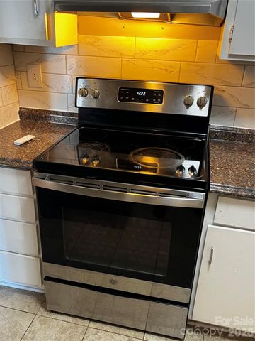 7984 Shady Oak Trail, Charlotte, NC 28210