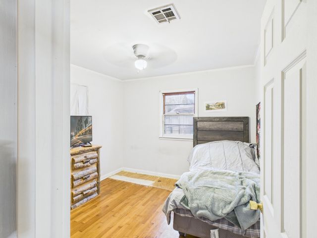 1912 A Street NE, Miami, OK 74354