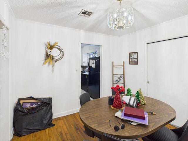 1912 A Street NE, Miami, OK 74354