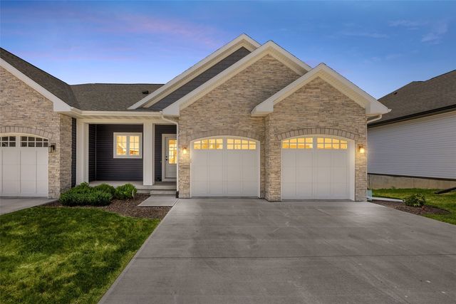 2886 Crimson Lane D, Coralville, IA 52241