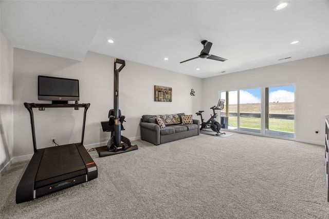 2886 Crimson Lane D, Coralville, IA 52241