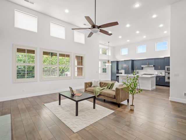 4133 N Morro Bay, Clovis, CA 93619