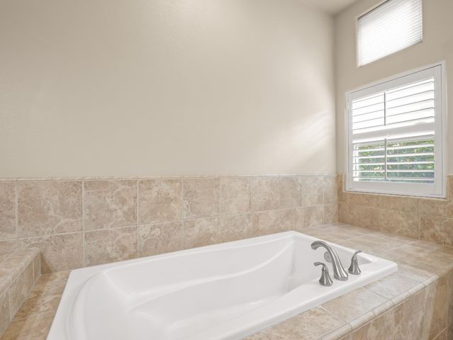 4133 N Morro Bay, Clovis, CA 93619