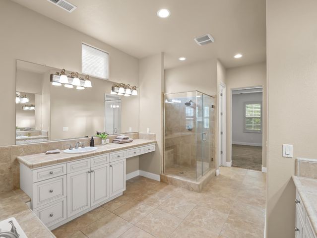 4133 N Morro Bay, Clovis, CA 93619