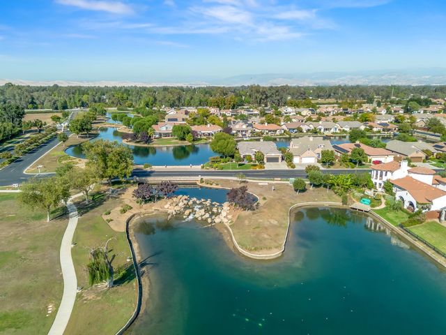 4133 N Morro Bay, Clovis, CA 93619