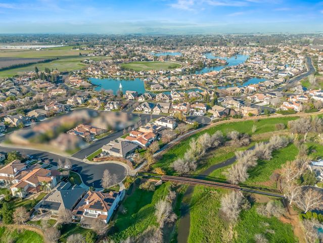 4133 N Morro Bay, Clovis, CA 93619