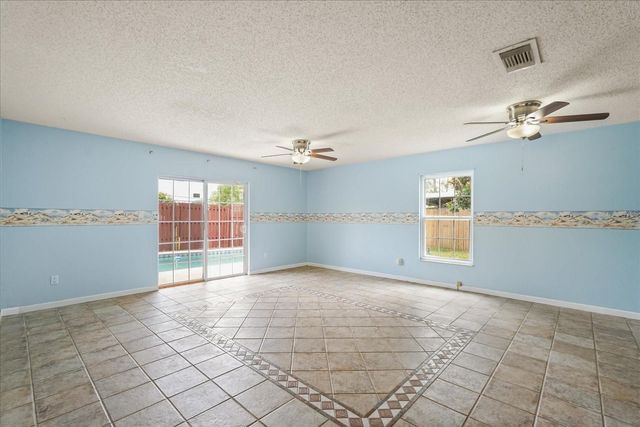 2019 PAPRIKA DRIVE, Orlando, FL 32837