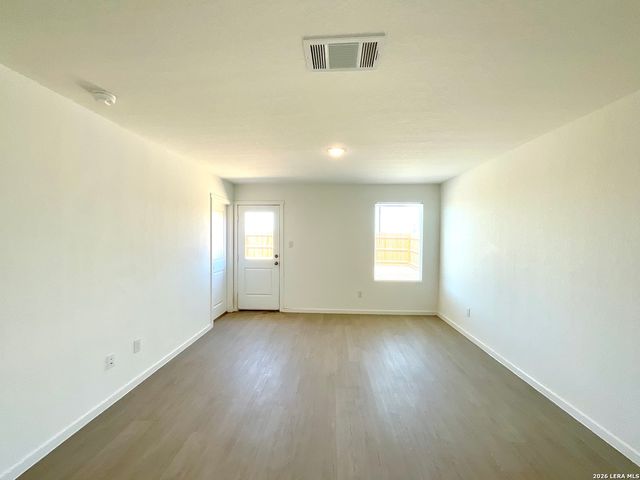 14613 Mudstone Pl, Elmendorf, TX 78112